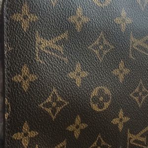 Meet your Posher, Colina